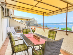 Apartamenty Villa Vesna - Family house apartments Crikvenica