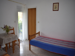 Apartamenty Nina Drage (Pakoštane)