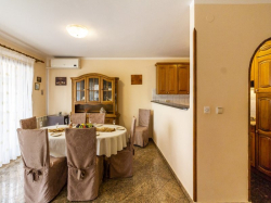 Apartamenty Edi Fažana