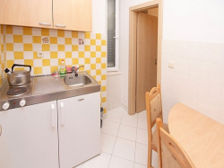 Apartamenty Pansion Krivic Kaštel Gomilica