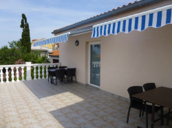 Apartamenty Villa Rosmarin Omišalj (Wyspa Krk)