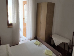 Apartamenty Barun  Starigrad (Paklenica)