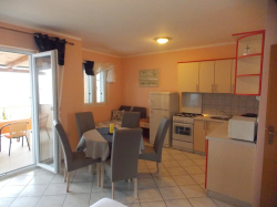 Apartments Vivien Kustici (Island Pag)