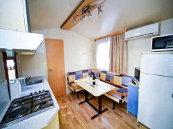 Dom wakacyjny Apartmani Pakoštane mobile homes Punta 1 Pakoštane